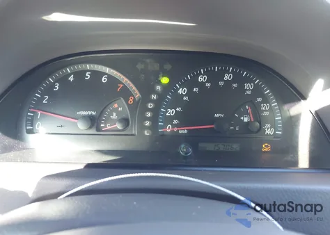 2003 Toyota Camry Le V6 z USA, uszkodzony, nr VIN 4T1BF32K43U047080